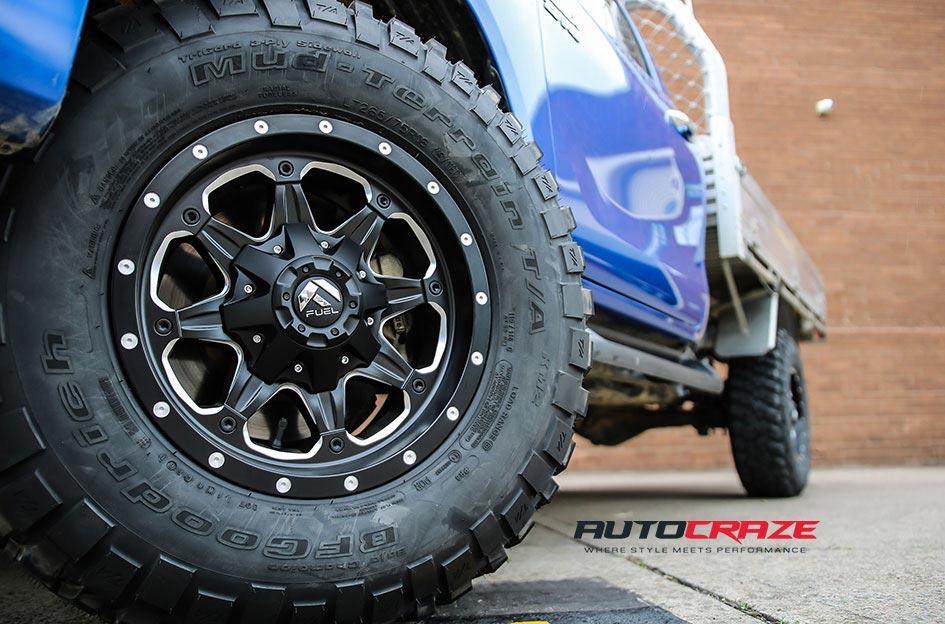TOYOTA HILUX N80 4WD BOOST GLOSS BLACK MILLED ACCENTS